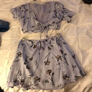 Selling top and skirt that go together 😊